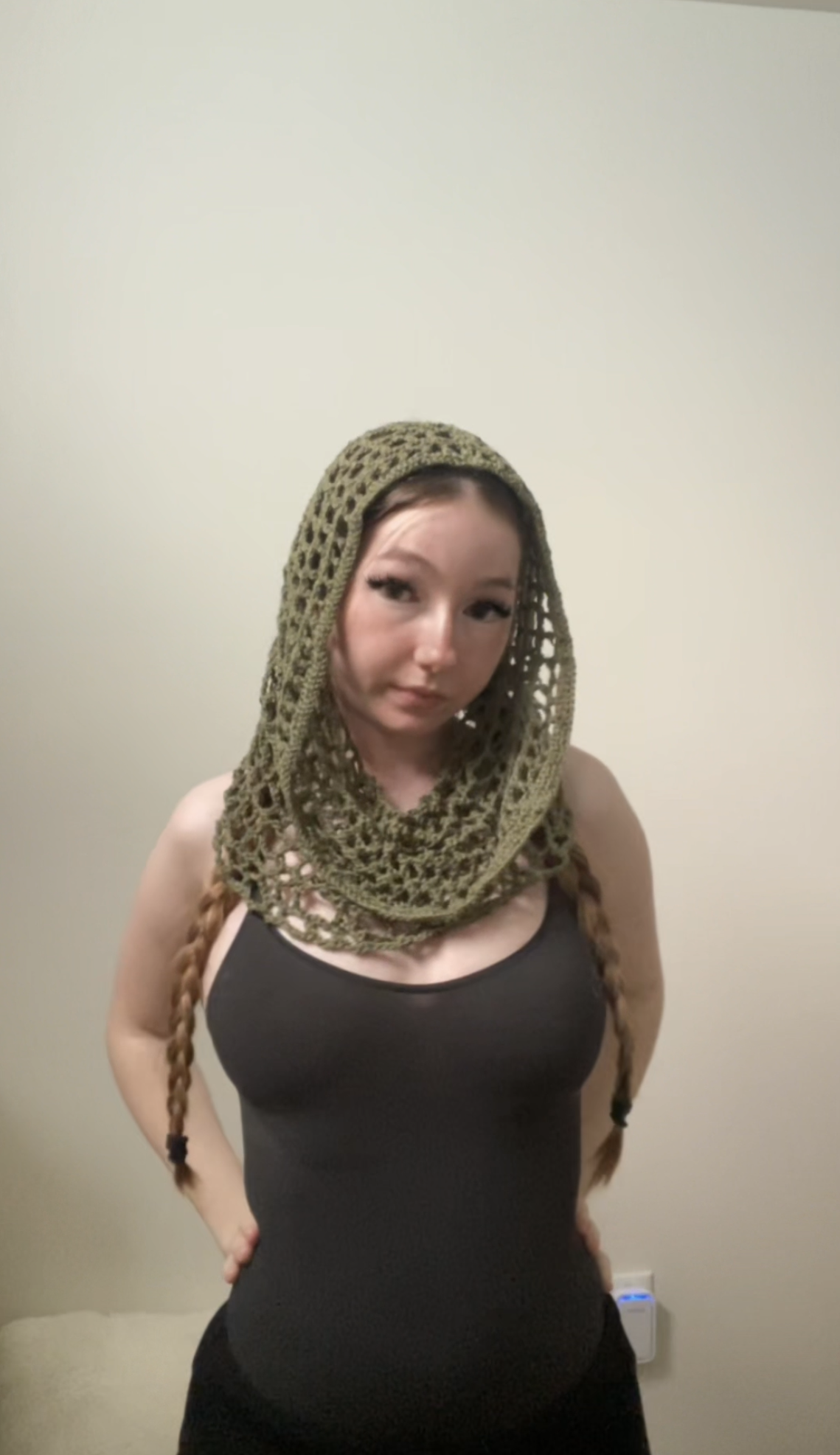 Spiderweb Hood
